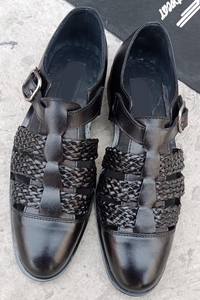 Sandalias de piel auténtica de primera calidad para exteriores con cierre de gancho y bucle fácil, cómodas para viajar y caminar, venta al por mayor, OEM personalizado - Product Image 3