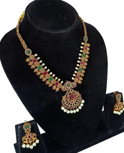 LATEST SOUTH <b>INDIAN</b> MULTY STONE TEMPLE JEWELLERY TRADITIONAL ANTIQUE JEWELLERY HEAVY GOLD PLATED JEWELLERY &NECKLACE <b>SET</b> WOMEN - Product Image 1