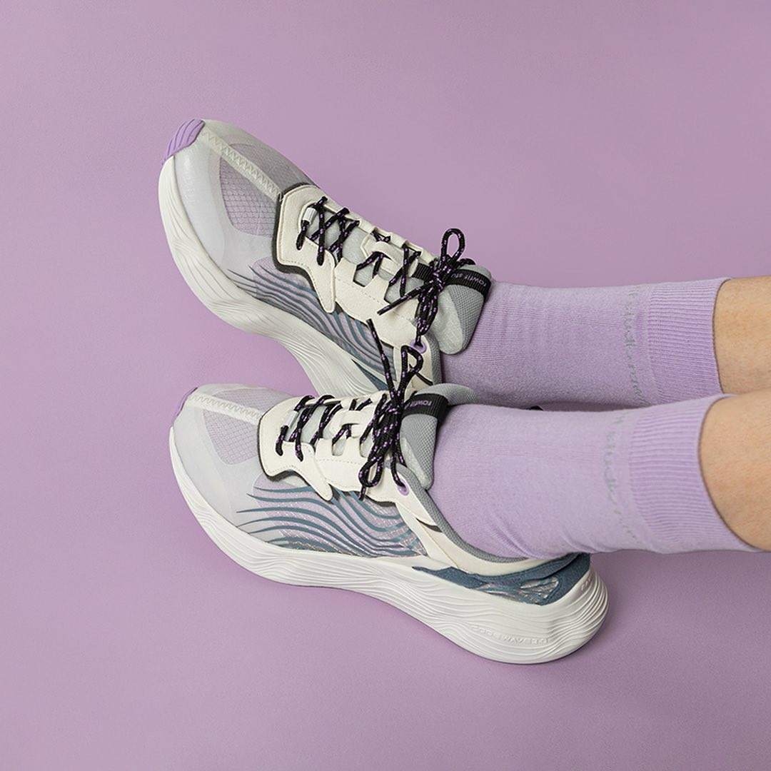 สีน้ำเงินเที่ยงคืน