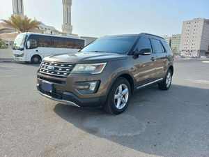 2024 Explorer XLT Usada, Camioneta Automática, Tracción Delantera, Interior Oscuro, Asientos de Cuero, Diésel, Aspiración Natural, Control de Crucero - Product Image 6