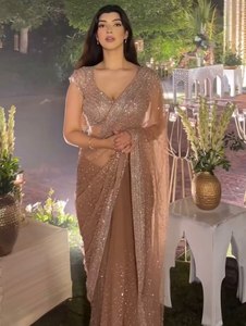 ผ้าไหมส่าหรีสำหรับใส่ในงานเลี้ยง - Product Image 4