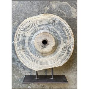 ล้อไม้สักทรงกลมแบบวินเทจพร้อมขาตั้งเหล็ก ดีไซน์เรียบง่ายสไตล์ชนบท สำหรับตกแต่งบ้านในเทศกาลดีวาลี ไม่มีที่เก็บของ - Product Image 3