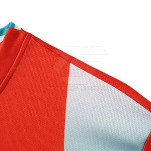 Meilleures ventes, prix bas, uniforme de football, tissu doux, design personnalisé, uniforme de football, séchage rapide, vêtements d'entraînement, uniforme de football - Product Image 6