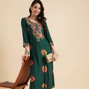 Nouvelle collection 2024 : Ensemble de kurta droit pour filles, imprimé floral, broderie, 100% coton, manches longues, été, haute qualité, disponible - Product Image 1