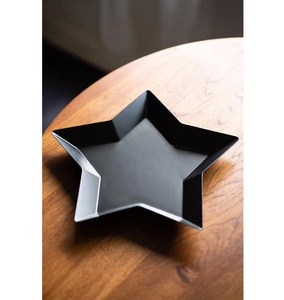 Bandeja Decorativa de Metal Artesanal, Color Negro, para Bodas, Ecológica, Ligera y Refinada, para Decoración del Hogar Contemporáneo - Product Image 4