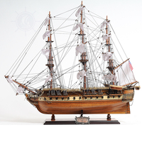 Vitrine nautique HMS Victory de taille moyenne, modèle de navire réplique en bois fait main, peint, avec support de collection, vente en gros
