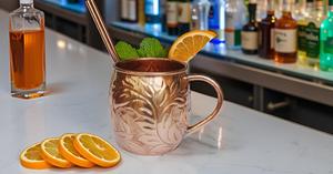 Tasse de mule de Moscou en cuivre massif de 16 onces fabriquée à la main chopes de bière non doublées gravées avec poignée classique en forme de C Design attrayant - Product Image 2