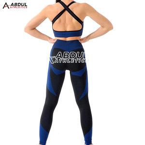 Ensemble de yoga avec tissu extensible et coupe confortable pour l'entraînement et l'exercice, parfait pour la salle de sport et les activités de plein air - Product Image 3