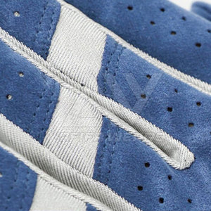 Gants de golf en cuir de mouton véritable de haute qualité pour main gauche et droite fabriqués au Pakistan Sports Applicable en vente - Product Image 3