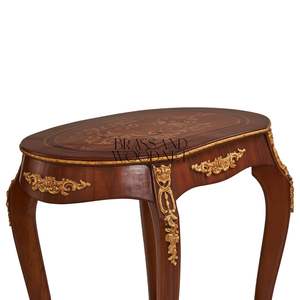 Mesa Auxiliar Ovalada de Lujo Estilo Francés de 2 Niveles con Incrustaciones Florales Coloridas y Detalles Ornamentales en Latón Dorado para Decoración de Palacios - Product Image 5