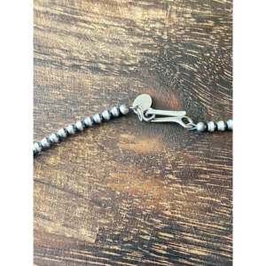 Collier de perles de type Liberty Dime graduées en argent sterling et pierres multiples de style Navajo - Product Image 6