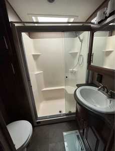 Caravane de haute qualité confortable RV Caravane de voyage rétractable motorisée RV Caravane à vendre - Product Image 3