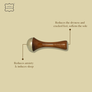 Kansa Wand Face Foot Body Massage Tool Mango de madera de teca Natural Pequeño bronce Ayurvédico Kansa stick masajeador - Product Image 3