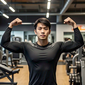 เสื้อยืดโยคะผู้ชายแบบรัดรูป กระชับสัดส่วน ปรับแต่งได้ สำหรับออกกำลังกาย แห้งเร็ว ระบายอากาศได้ดี - Product Image 3