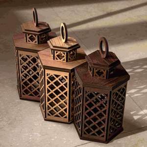 Décor de Ramadan en bois fabriqué à la main avec l'arabe conçu pour les décorations de l'Aïd, les maisons et les lieux culturels - Product Image 2