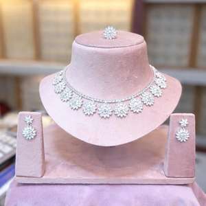 Collar llamativo con diseño de celosía completa chapado en oro con borlas largas y pendientes a juego para bodas de alta gama 63036 - Product Image 6