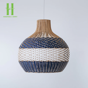 Pantalla de Lámpara de Bambú y Ratán al por Mayor, Lámpara Colgante Moderna para Interiores, Artesanía, Forma Personalizada, Ecológica, Fabricante de Vietnam - Product Image 3