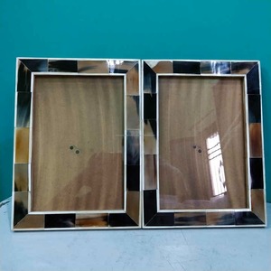 Hecho a mano nuevo estilo India marco de fotos de madera único último diseño técnica pulida para el hogar artesanías de madera cajas de madera carteles de pared - Product Image 1