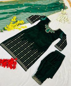 Ropa de césped impresa con diseño de ropa Punjabi Salwar perfecto para damas que aman los Trajes cosidos modernos pero tradicionales - Product Image 6