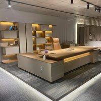 Vendita Diretta dalla Fabbrica e all'Ingrosso di Lussuose Scrivanie da Ufficio Direzionali e Manageriali dal Design Moderno in Legno