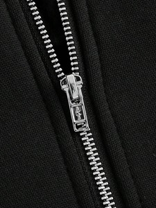 เสื้อฮู้ดยูนิเซ็กส์พร้อมตัวเลือกการปักที่กำหนดเองภายในแปรงขนาดใหญ่เหมาะสำหรับสินค้าโปรโมชั่นและการสร้างแบรนด์ - Product Image 4