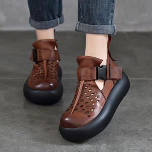 Bottes au-dessus du genou pour femmes, design intemporel, talon plat, essentielles au quotidien, tendance, chaussures à talon épais avant-gardistes - Product Image 3