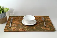 Tapis de table en liège moderne Kapson Globex 100% écologique, résistant aux taches, couleur olive, 18 x 12 pouces, pour la maison, l'hôtel, le restaurant, personnalisable