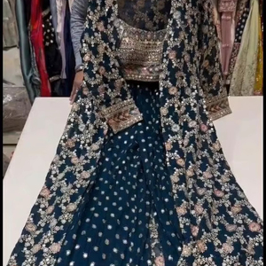 Hermoso conjunto de traje Koti cosido completo de última tendencia con hermoso bordado, Dori y trabajo de lentejuelas pesadas - Product Image 4