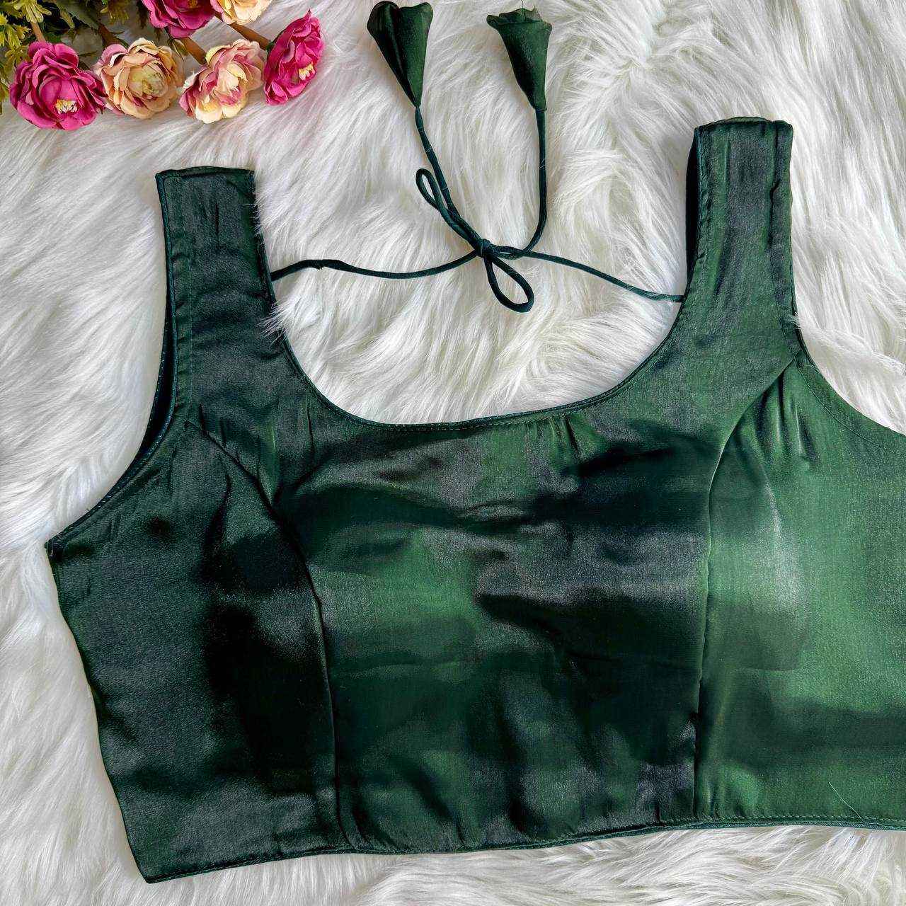 สีเขียว