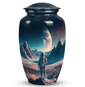 Urnes funéraires atmosphériques en forme de combinaison spatiale, magnifiques, pour adultes, grandes, 10 pouces - Product Image 1