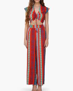 Breezy and Chic V-Neck 2 Piece Set Dress avec détails de tissage élégants Tissu léger et respirant pour un confort ultime - Product Image 1