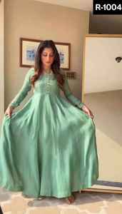 Vêtements ethniques à la mode en organza de soie impression numérique fantaisie non cousue Salwar Kameez Design moderne vêtements de festival de mariage - Product Image 5