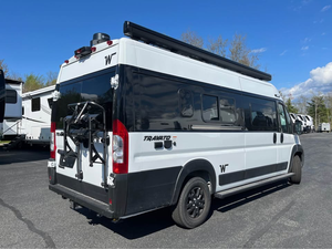 MINT 2027 WINNEBAGO TRAVATO 59K-TWIN BEDS - Lits jumeaux/Générateur - Product Image 6