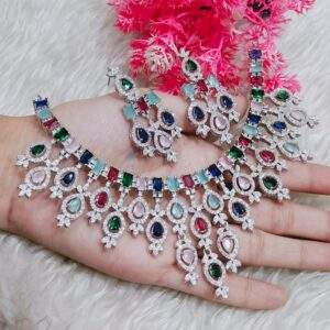 Conjunto de collar de joyería Nupcial Étnica AD CZ de plata de alta calidad de fabricante indio con gargantilla de pendientes en diferentes colores de piedra - Product Image 3