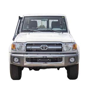 Camioneta 2022 76 D-Cab LX 4.2D Usada en Buen Estado, Asientos de Cuero, Bajo Kilometraje, Sin Problemas Mecánicos, Lista para Conducir - Product Image 1