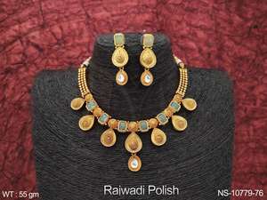 Rajwadi plaqué fantaisie conception vêtements de fête belle Kemp bijoux ensemble de collier court - Product Image 2