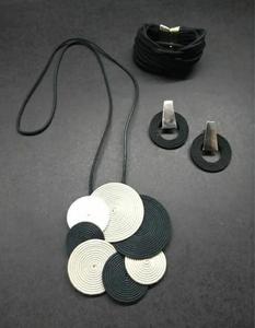 Los productos más populares que llegan al mercado, resina de alta calidad con COLLAR COLGANTE de Metal para collares, conjuntos de accesorios de joyería - Product Image 5