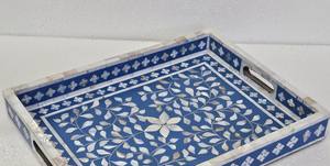 Élégant plateau incrusté d'os et de résine plateau de service décoratif fait à la main pour la maison, la cuisine et les fêtes - Product Image 4