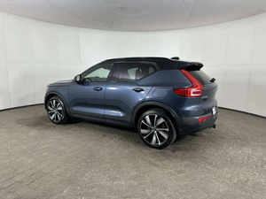 2022 Volvo XC40 Recharge EAWD Twin Ultimate 4 puertas SUV Volante a la izquierda Asientos de cuero Trasero Venta al por mayor Coche usado barato en venta - Product Image 2
