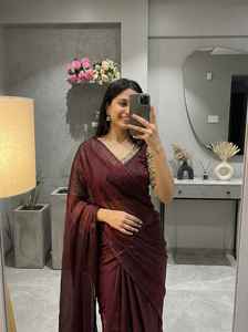 Sari Indio Pakistaní para Mujer, Hermoso Sari de Seda Espacial con Bordado a Mano para Bodas, Sari Pesado - Product Image 3