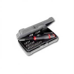 Assortiment de tournevis Usag de 28 pièces avec étui en plastique, variété de embouts inclus - Product Image 2