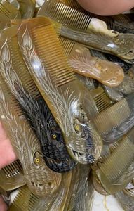 หวีเขาสัตว์ควายแบบพกพาทำมือนวดหรูหราหวีเขาควายสำหรับผมเคราคลายเครียดของขวัญสำหรับเธอ - Product Image 6