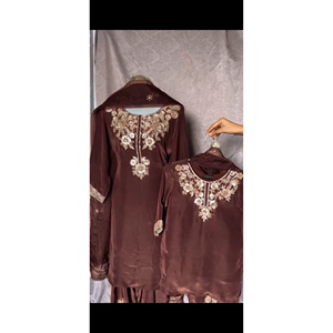 Elegant Traditional Punjabi Suits Buy Online Salwar Kameez in <b>Silk</b> and Georgette Indian Pakistani Style Clothing - Product Image 4