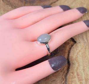 Anillo de Plata de Ley 925 con Piedra Preciosa de Aguamarina Natural de Corte Ovalado en Color Verde, Hecho a Mano y Estampado, para Fiestas y Eventos - Product Image 2