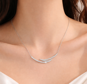 Collar con Colgante de Plata de Ley 925 con Forma de Barra Curva en Capas Modernas, con Diamantes de Moissanita, para Compromiso, Boda, Regalo para Mujer - Product Image 5