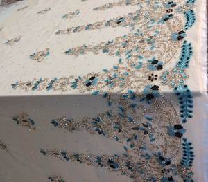 Tela de malla con cuentas de lujo personalizable de la mejor calidad para vestidos de novia, vestidos de graduación y looks de alfombra roja disponibles al mejor precio - Product Image 2