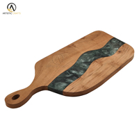 Planche à découper en bois d'acacia sur mesure avec incrustation de résine durabilité résiliente pour la cuisine et l'hôtel vente en gros