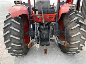 Tractor 2013 para M6060HD de 20 HP 4WD con Motor y Bomba - Duradero, Eficiente, Listo para Cualquier Terreno - Product Image 3