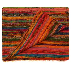 Tapis en coton écologiques tissés à la main Tapis Chindi orange vibrant avec des motifs et des textures uniques aux meilleurs prix d'Inde - Product Image 1