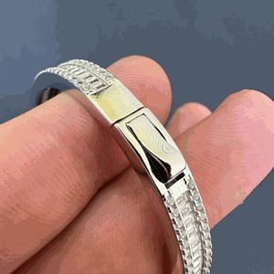 Moissanite Bangel Pulsera Regalo para el día de San Valentín - Product Image 2